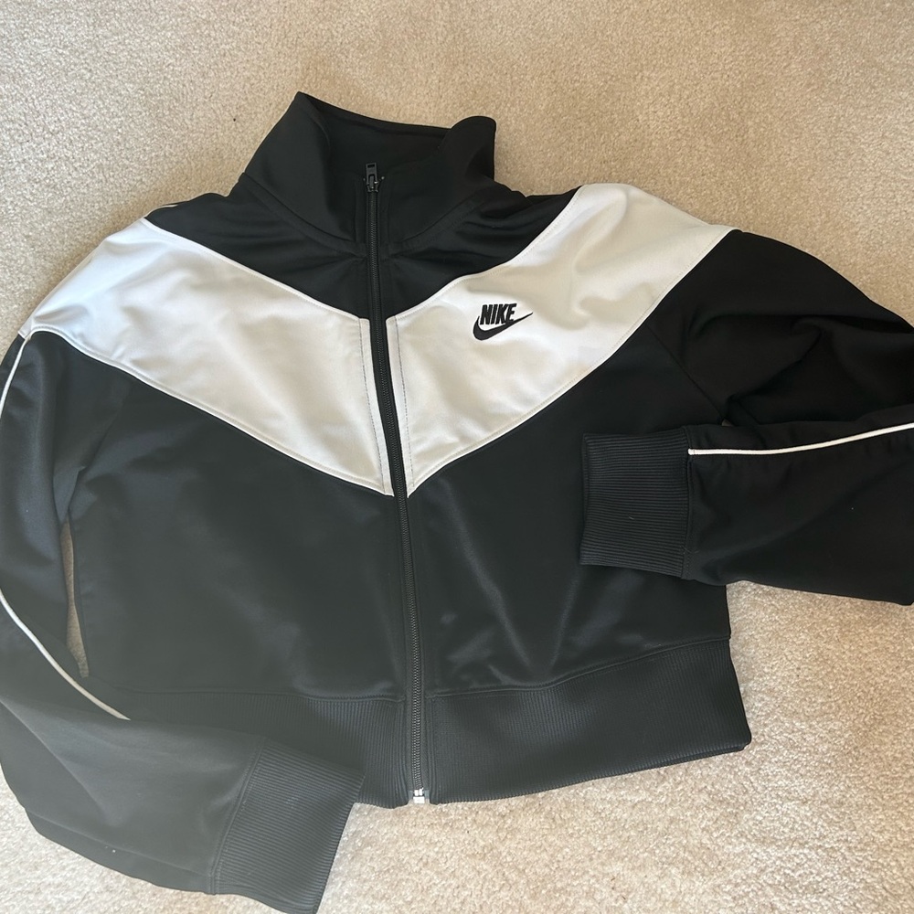 Nike Black and Gray Zip-Up Jacket